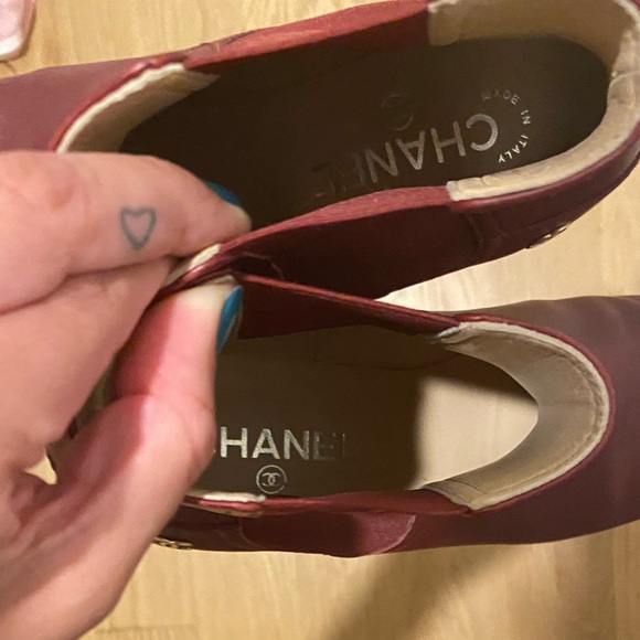 One of the most intellectual Chanel boots. - Picture 2 of 4